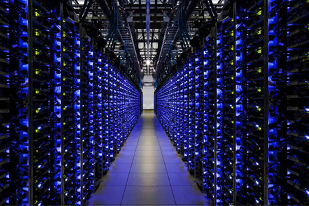 溫度巡檢儀如何對機房內的設備溫度進行監測？